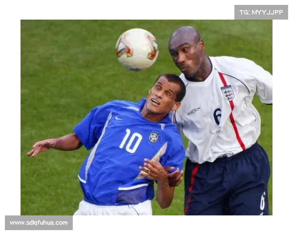 从战术视角探讨索尔坎贝尔在比赛中场上位置选择的规律与影响