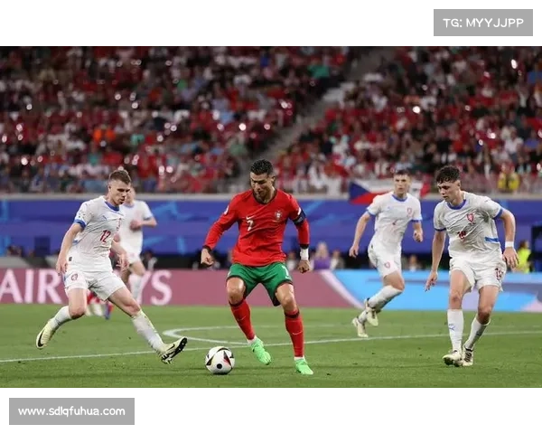 捷克主帅哈谢克分析C罗威胁并提出五大关键观察点